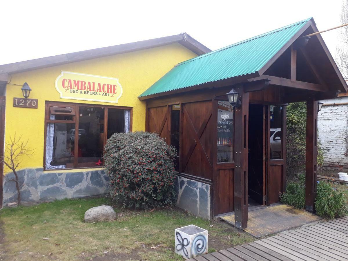 Hostel Cambalache Bed & Beer 埃尔卡拉法特 外观 照片